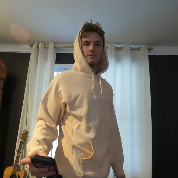 XL Unisex Supreme Peach Sweatshirt - Picture 6 of 9